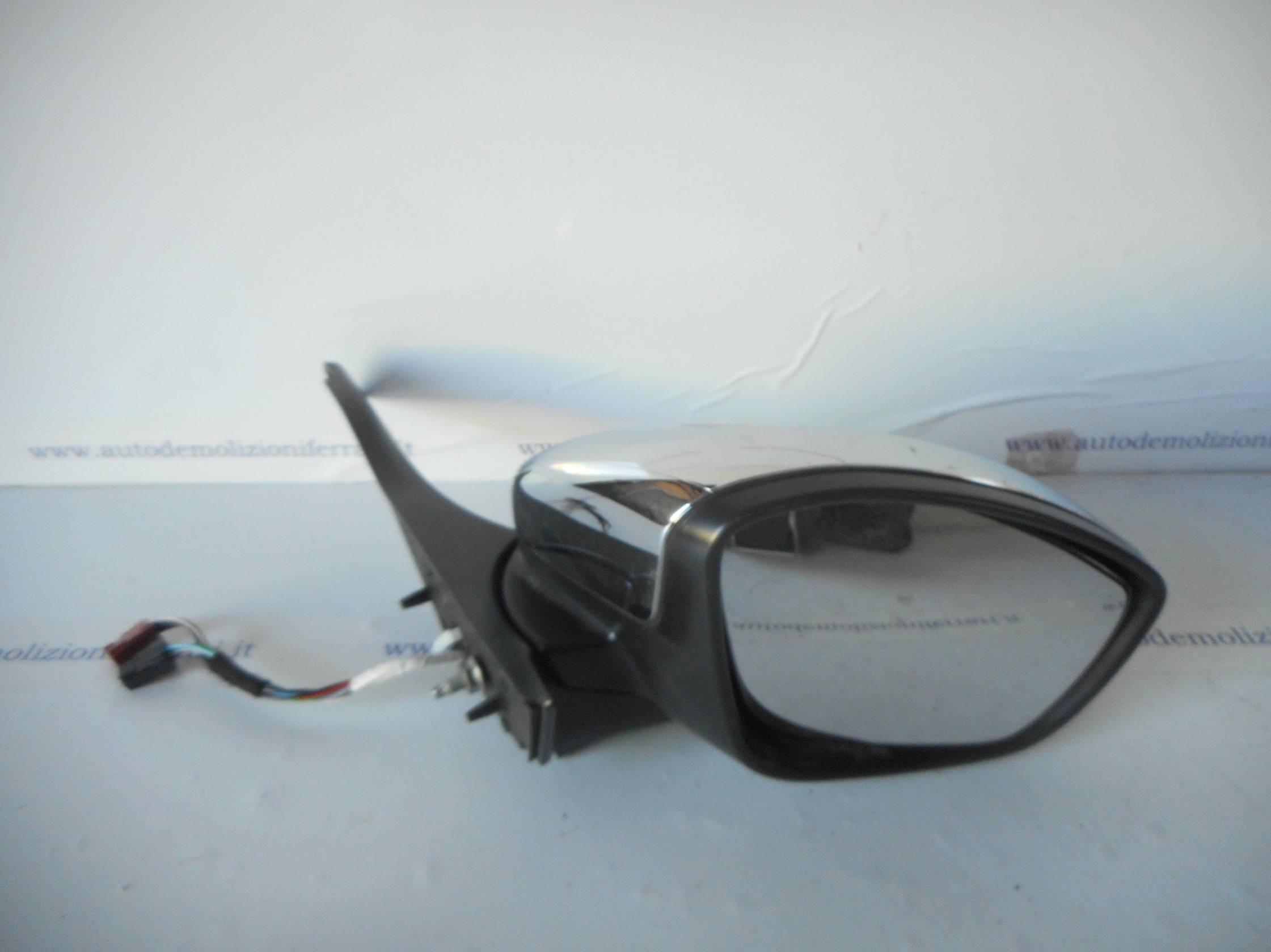 Retrovisore est. regolaz. elettr. dx.